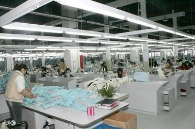 闷声发大财 这家服装厂老板如何在困境中逆袭